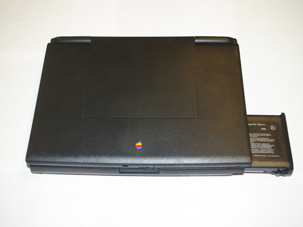 Замена батареи Apple Powerbook 5300