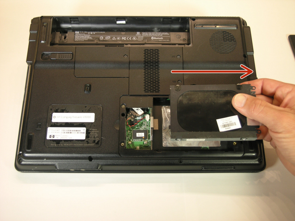 Ноутбук компакт. Compaq Presario v3000 жесткий диск. Как  заменить жесткий диск Compaq nc6220 из другого ноутбук.