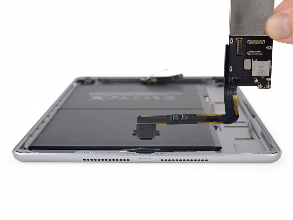 Дисплей ipad 6. IPAD Mini 6 Teardown. IPAD 9 IFIXIT. IPAD 6 2018. Разборка IPAD 6 (2018).