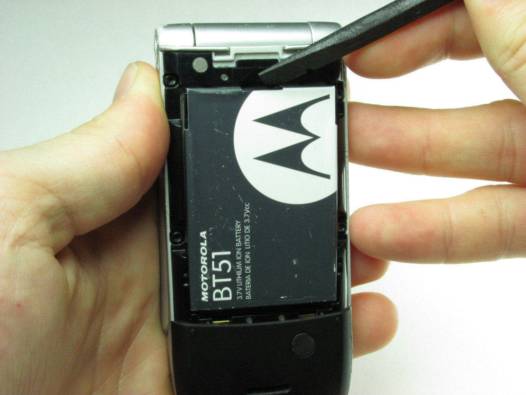 Замена батареи Motorola W385