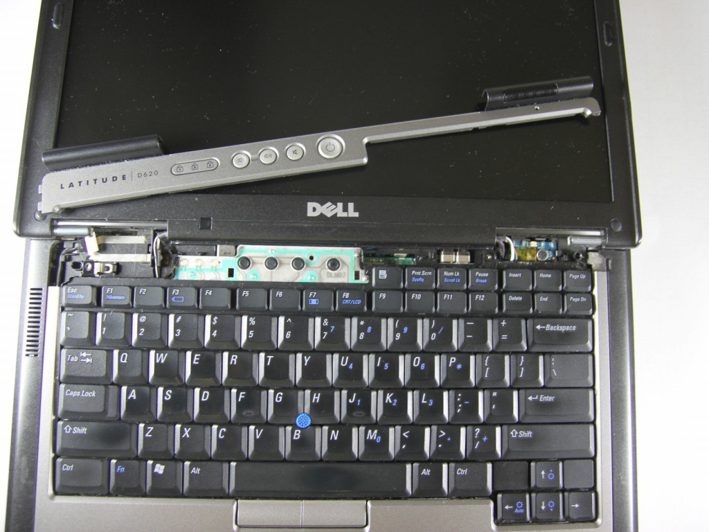 Замена компакта. Dell Latitude d620. Dell r620 Ram configuration. Где ОЗУ В dell Latitude 13.