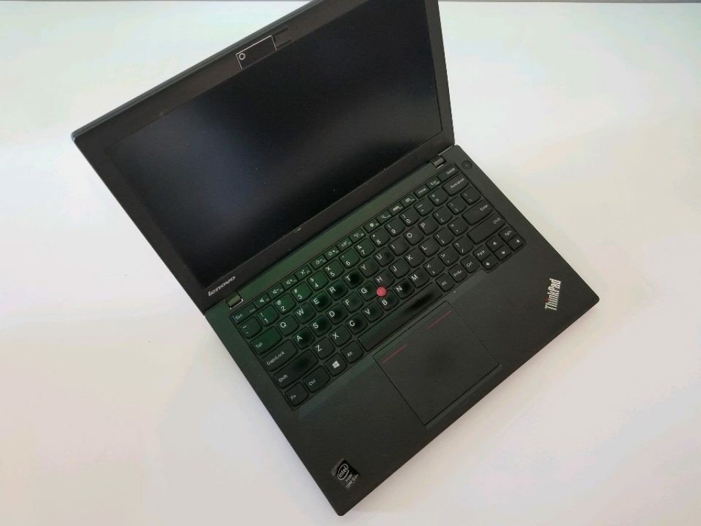 Lenovo ThinkPad X240 - замена жесткого диска