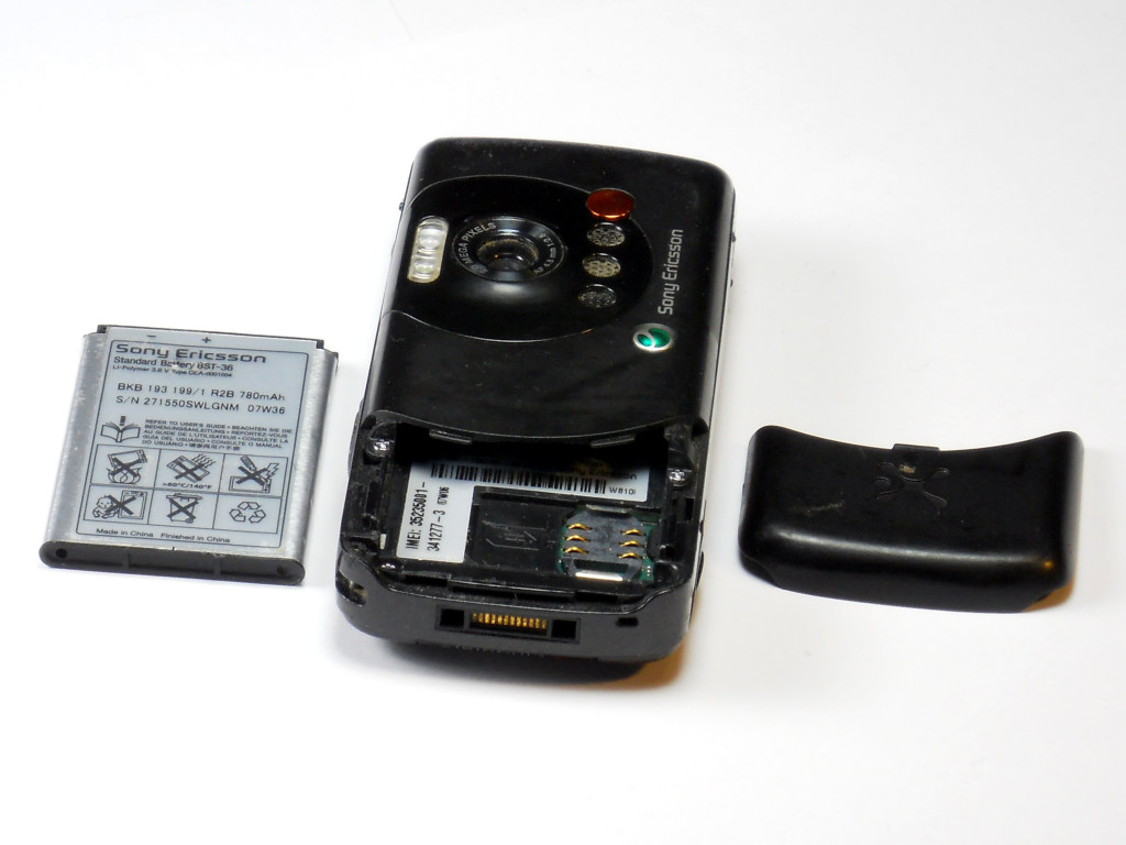 Sony Ericsson W810I Замена батареи