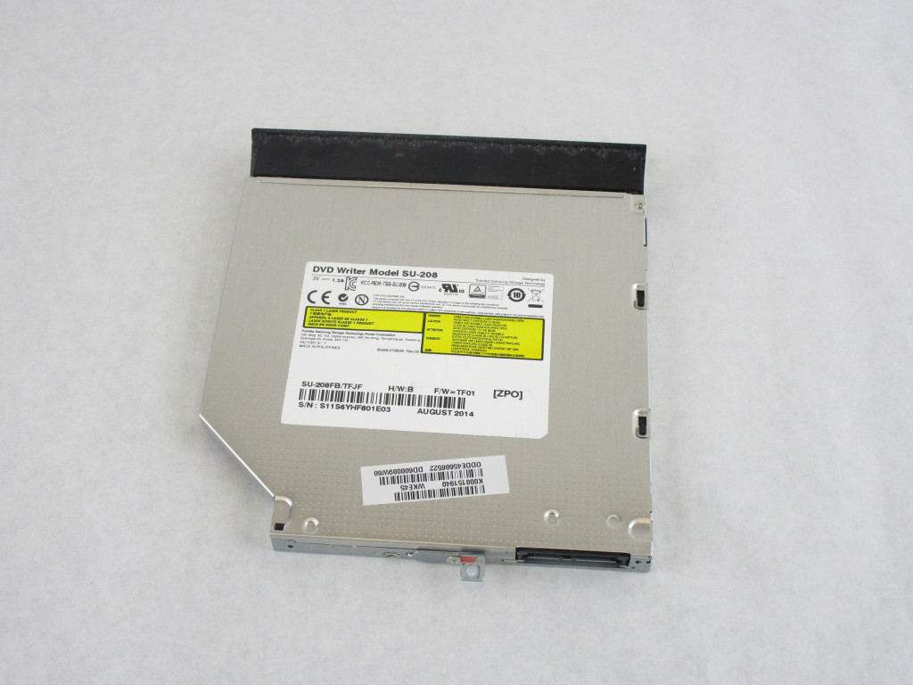 Замена привода CD / DVD Toshiba Satellite C55D-B5310