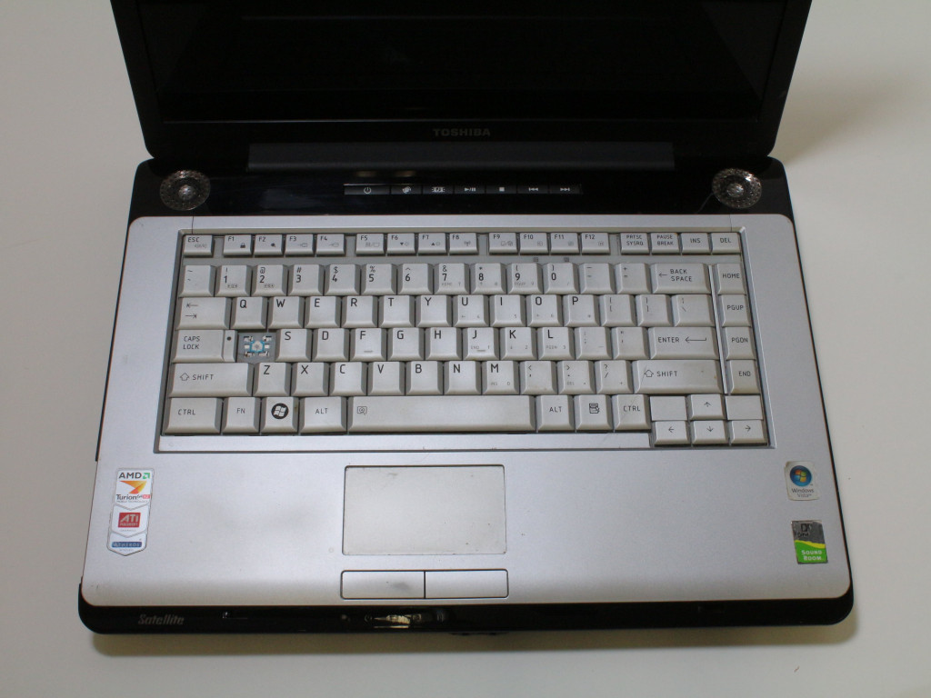 Замена клавиатуры Toshiba Satellite A215 S4697