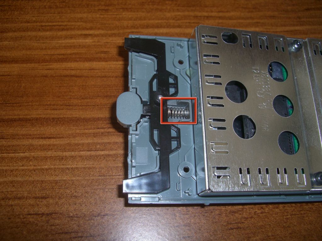 Wd av-25 series budt. Жесткий диск с кодом безопасности. Как разобрать жесткий диск xbox 360. Диск на xbox 360 320 гб. Жесткий диск xbox 360.