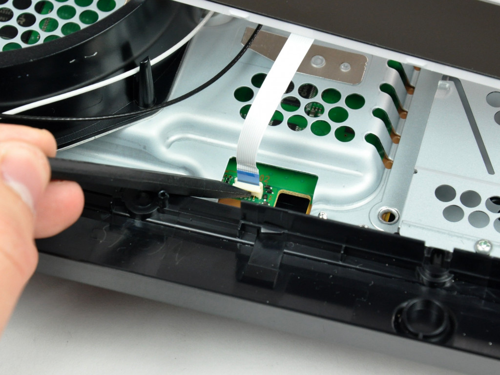 Как разобрать ps. Разобрать сони плейстейшен 3. Ps3 fat разъемы. Разобранная ps3. Ps3 fat в разборе.