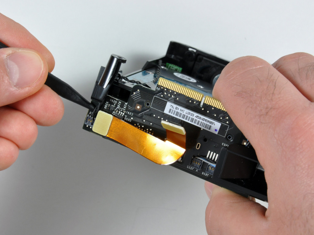 Замена мини. Mac Mini 2009 PCI-E. Mac Mini модель a1103 разбор. Mac Mini 2012 шлейфы. Mac Mini a1283 Power pinout.