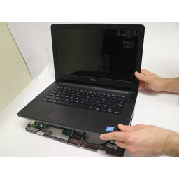 Шаг 11 Dell Inspiron 14-3452 Замена экрана 