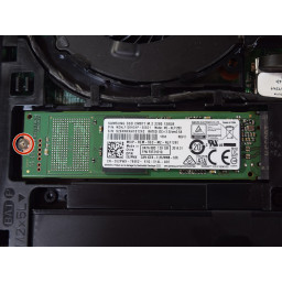 Шаг 5 Dell Inspiron 15-7559 Замена SSD 