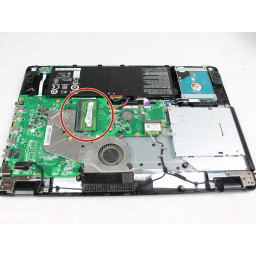 Шаг 5 Замена ОЗУ Acer Aspire ES1-711-P1UV 