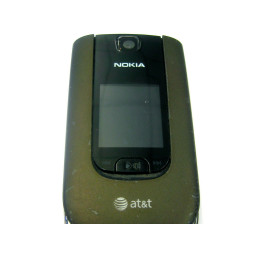 Шаг 5 Nokia 6350-1b Замена логической платы 