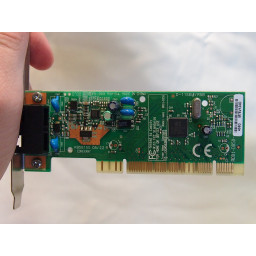 Шаг 4 Слот Dell Inspiron 530 DCMF PCI: замена модема удаленного доступа 