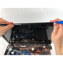 Шаг 13 Замена экрана Acer Aspire E1-531-2438 