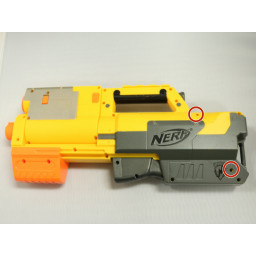 Шаг 1 Nerf N-Strike Deploy CS-6 Замена зуба для дротика 