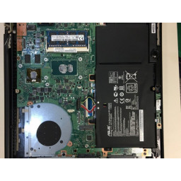 Шаг 2 Замена дисковода Asus Q552UB-BHI7T12 