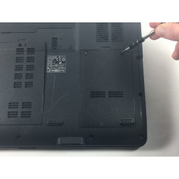 Шаг 5 Acer Aspire 5334-2581 Замена жесткого диска 