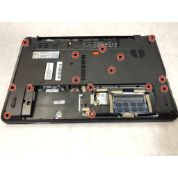 Шаг 6 Замена экрана Acer Aspire E1-531-2438 