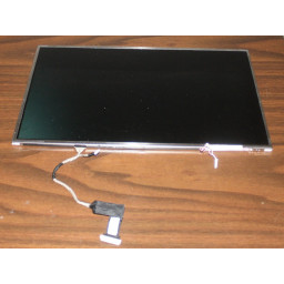 Шаг 14 Замена ЖК-экрана Toshiba Satellite L305D-S5950 