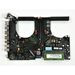 Шаг 28 MacBook Pro 15 