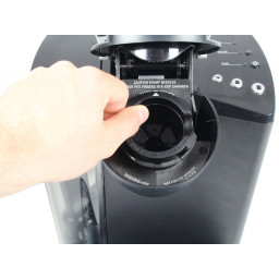 Шаг 2 Замена держателя чашки Keurig K55 K 