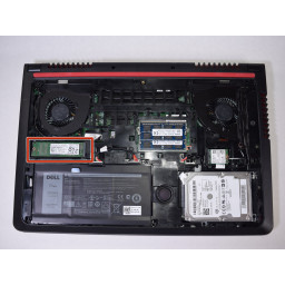 Шаг 4 Dell Inspiron 15-7559 Замена SSD 