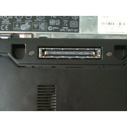 Шаг 6 Замена карты Dell Latitude E6400 WiFi 