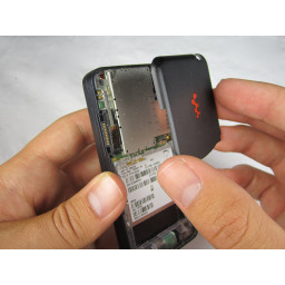 Разборка Sony Ericsson W580i Задняя крышка