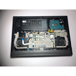 Шаг 9 Dell Inspiron 15-7567 Замена жесткого диска 