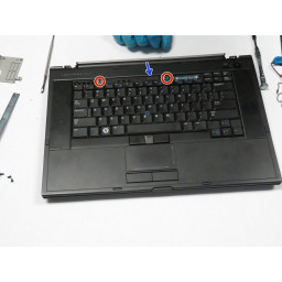 Шаг 9 Замена USB-портов Dell Latitude E6510 