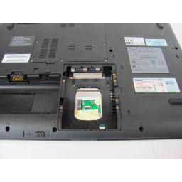 Шаг 7 Toshiba Satellite L45-S7423 Замена жесткого диска 