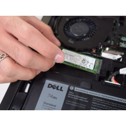 Шаг 6 Dell Inspiron 15-7559 Замена SSD 