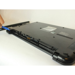 Шаг 4 Замена жесткого диска Toshiba Satellite C55-B5200 