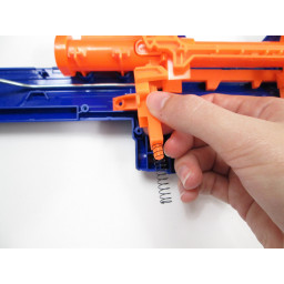 Шаг 10 Nerf N-Strike - замена элитного альфа-десантника CS-12 