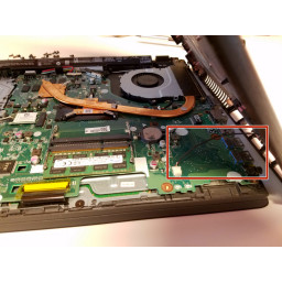 Шаг 4 Замена жесткого диска Acer Aspire E5-573G 