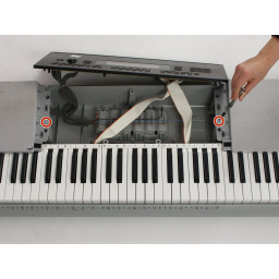 Шаг 3 Замена динамика Casio WK-220 