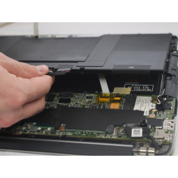 Шаг 4 Замена батареи Dell XPS 13 L321X 