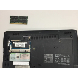 Шаг 4 Замена ОЗУ Acer Aspire One 532h-2806 