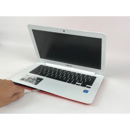 Шаг 3 Замена аккумулятора для ASUS Chromebook C300MA-DH01 