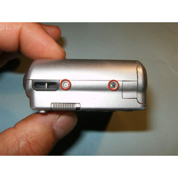 Шаг 2 Sony Cyber-shot DSC-S2100 Замена ЖК-дисплея 