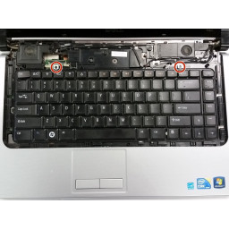 Шаг 10 Замена вентилятора Dell Studio 1558 