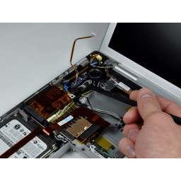 Шаг 23 MacBook Pro 15 