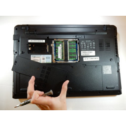 Шаг 2 Замена ОЗУ Acer Aspire 5534-1146 