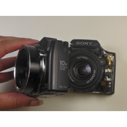 Шаг 6 Замена вспышки Sony Cyber-shot DSC-H20 в сборе 