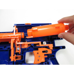 Шаг 13 Nerf N-Strike - замена элитного альфа-десантника CS-12 